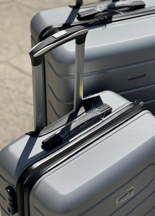 Hard Shell Suitcase with TSA Lock and Spinner Wheels 20 - 25kg